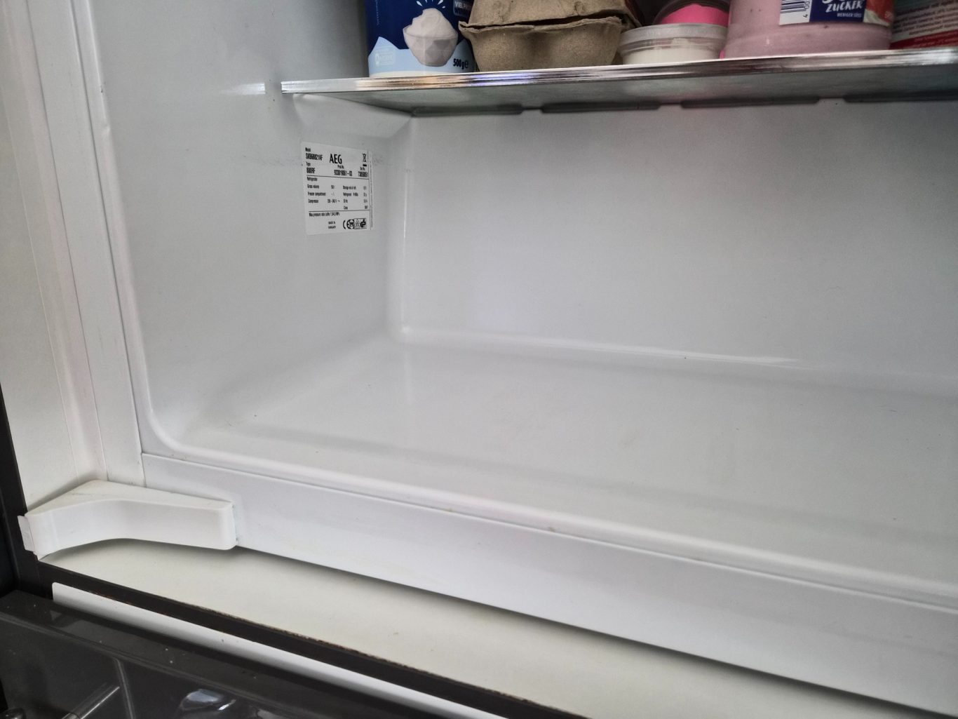 Kühlschrank AEG innen Typenschild AEG Kühlschrank